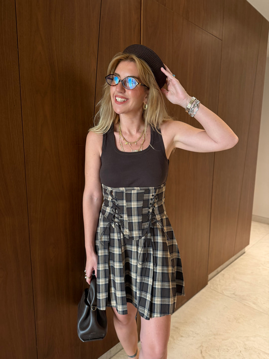 Orijinal Model , Korsajlı Bluz & Şortlu Etek Takım