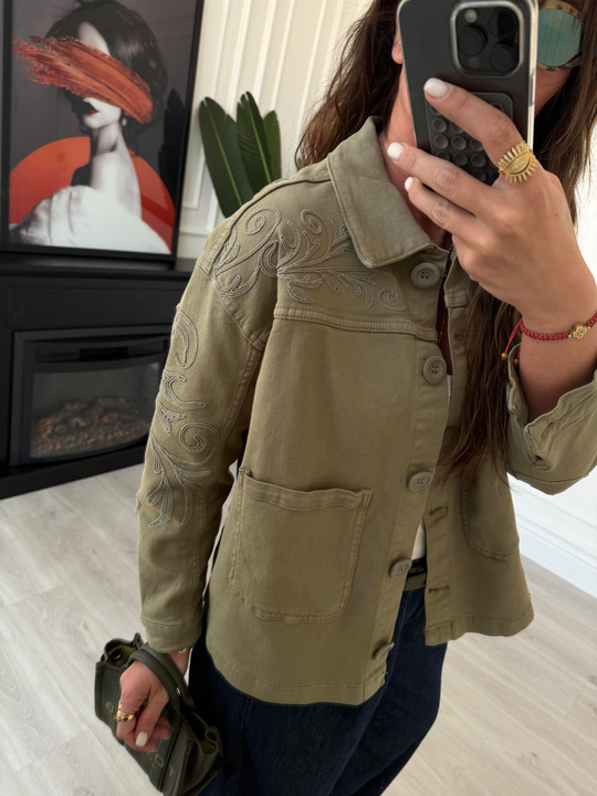 Nakışlı, Haki Likralı Jean Ceket