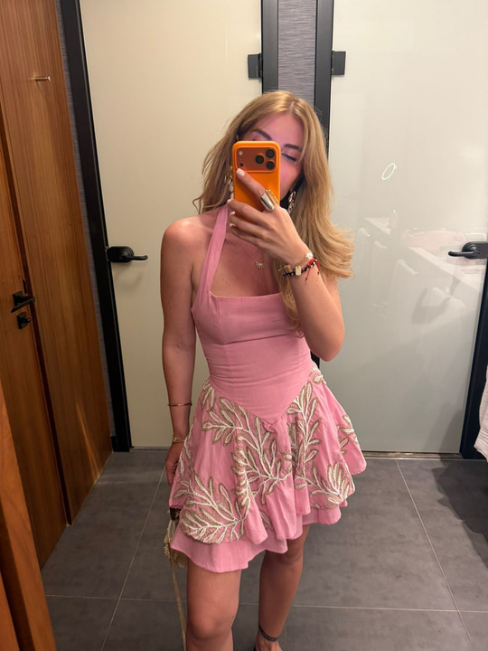 Etek Ucu İşlemeli , Pembe , Halter Yaka Elbise