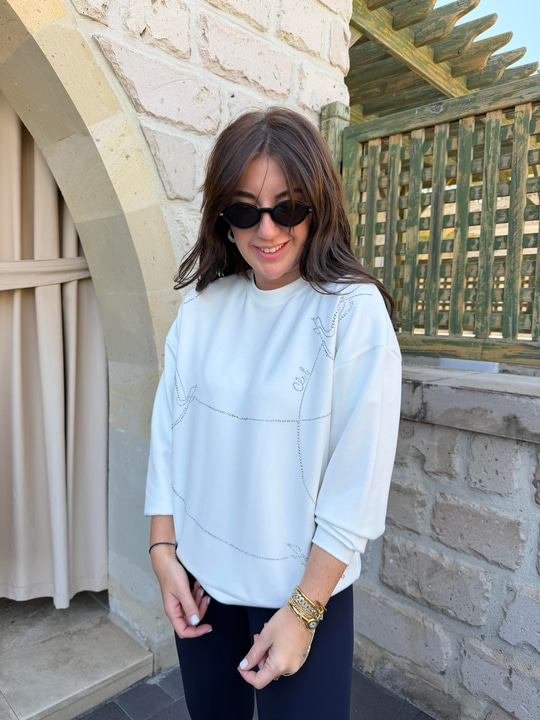 Orijinal Marka , Taş İşlemeli , Beyaz Sweatshirt