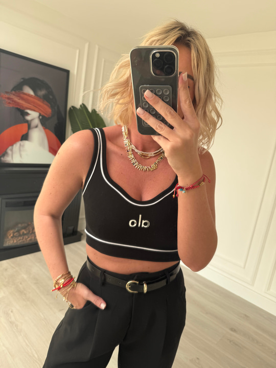 Marka Logolu Siyah Crop
