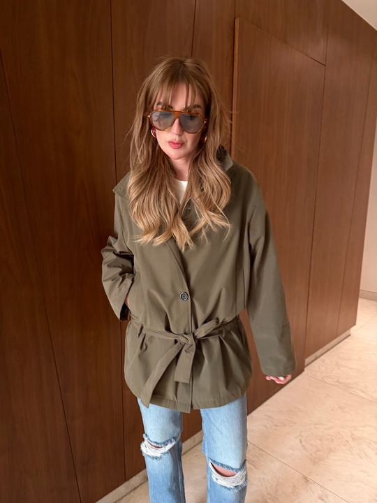 Orijinal Model , Belden Bağlamalı , Dik Yaka , Haki Trençkot