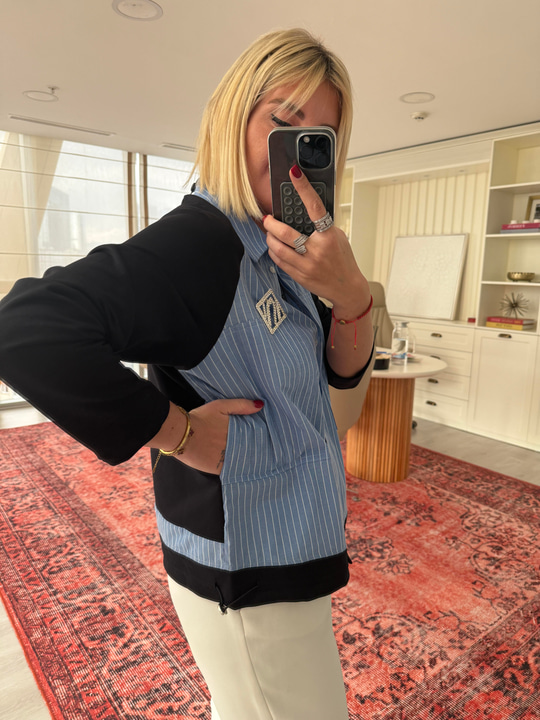 Orijinal Model Broşlu Poplin Mix Tasarım Gömlek