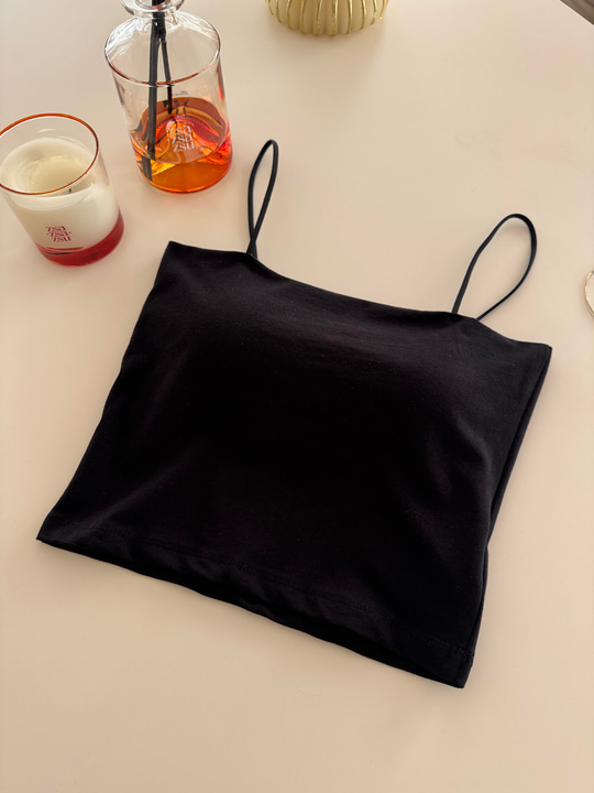 İçi Pedli , Likralı , İnce Askılı , Siyah Crop Bluz