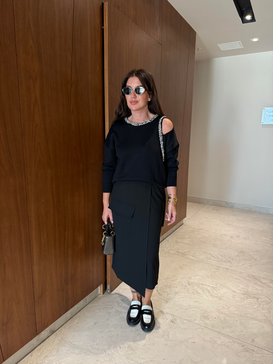 Orijinal Model , Önü Cepli , Siyah Kalem Etek