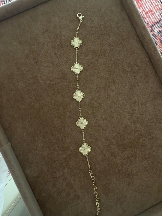 Gold Yonca Model Bileklik