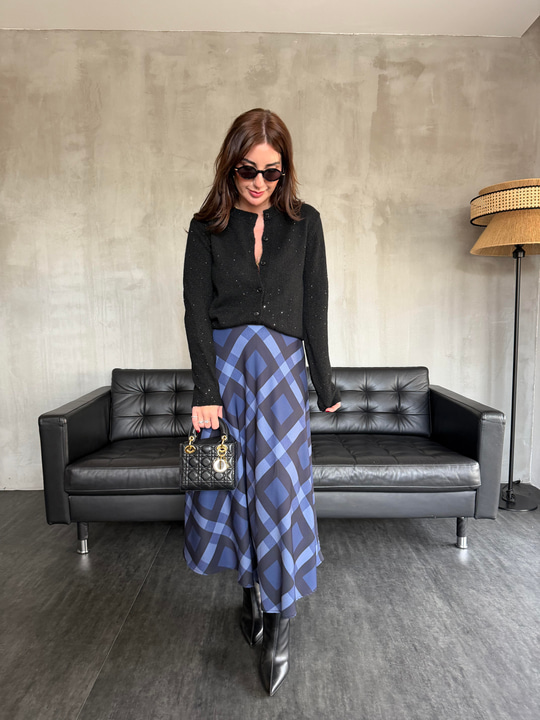 Mavi & Siyah , Kareli Etek