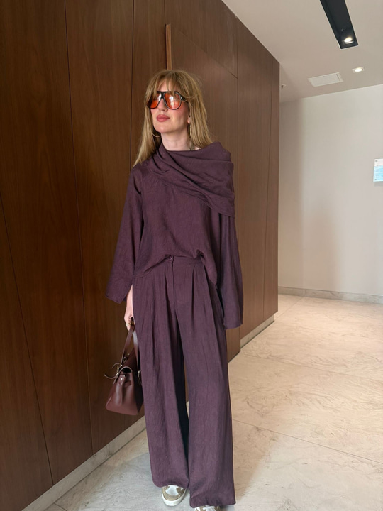 Orijinal Model , Özel Jakarlı Kumaş , Mürdüm , Kayık Yaka Takım 