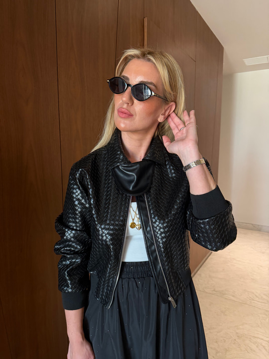 Orijinal Model , Bottega Model , Çıkabilir Yakalı , Premium Deri , Siyah Bomber Ceket