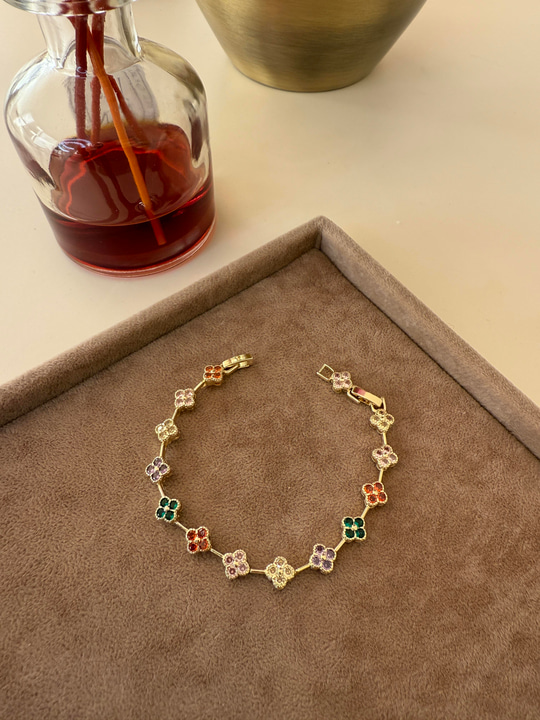 14k Gold Kaplama , Rengarenk Zirkon Taşlı , Yonca Bileklik