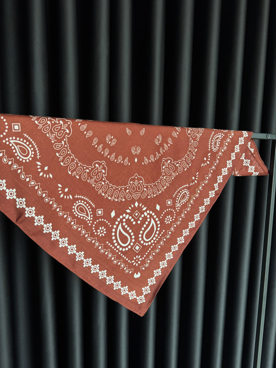 70x70 cm Bordo Paisley Şal