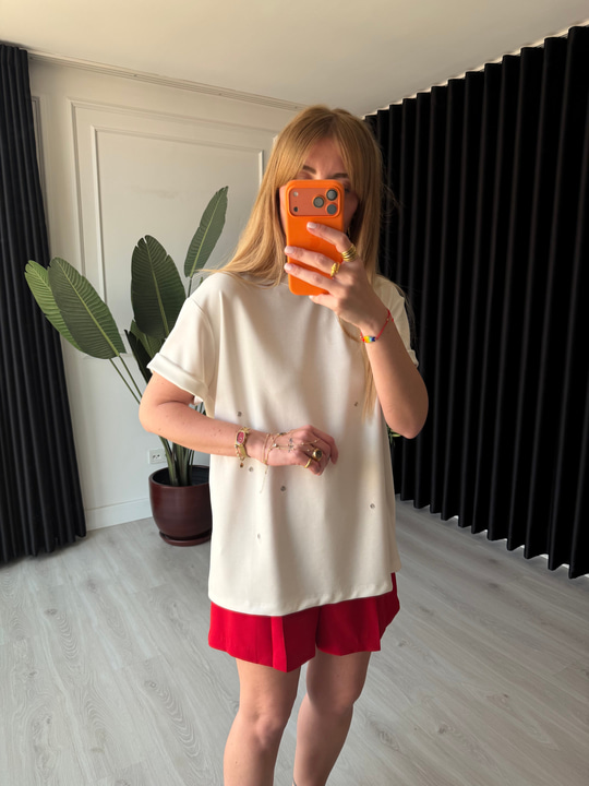 Orijinal Model , Zımba Detaylı , Beyaz Modal T-shirt