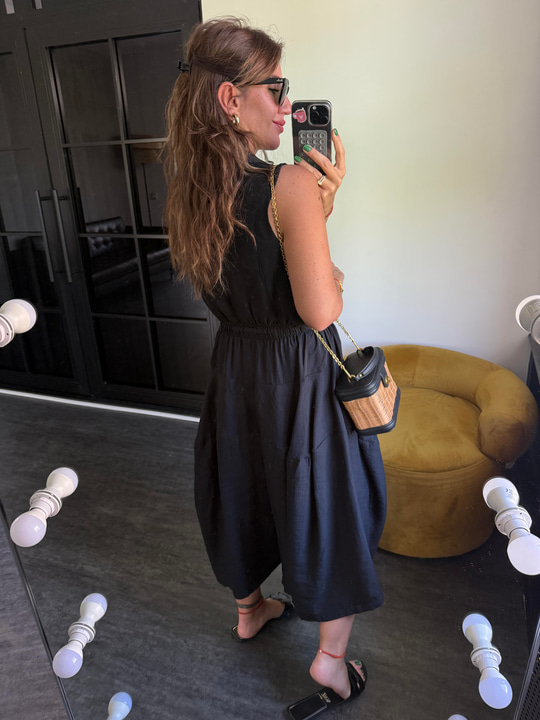 Siyah Önden Düğmeli, Arkası Lastikli Premium Tencel Yelek