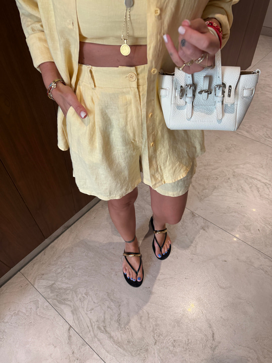 %100 İthal Keten , Butter Yellow , Arkası Lastikli Şort