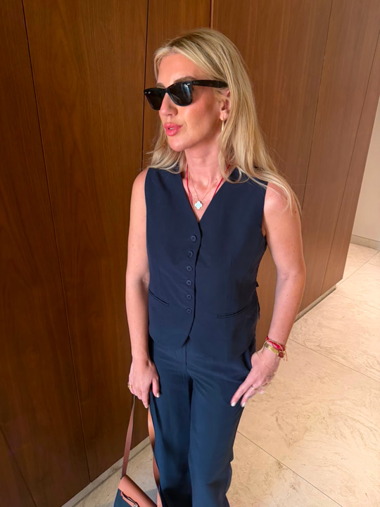 Arkası Güpürlü Yelek & Pantolon , Lacivert Tencel Takım
