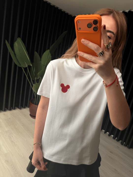 Orijinal Model , Mini İşlemeli , Beyaz T-shirt