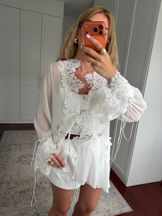 Orijinal Model , Dantelli Şifon Bluz