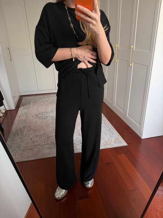 Yandan Yırtmaçlı , Siyah Modal Takım