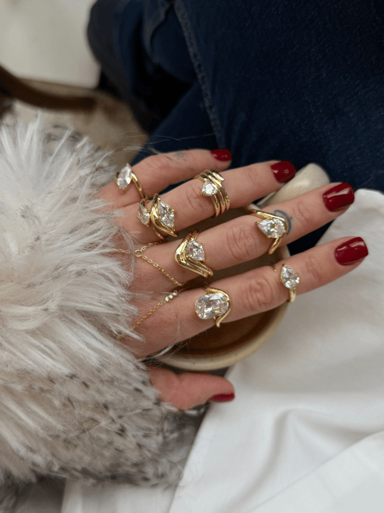Hailey 9 Model , Büyük Damla Taş , Gold Yüzük
