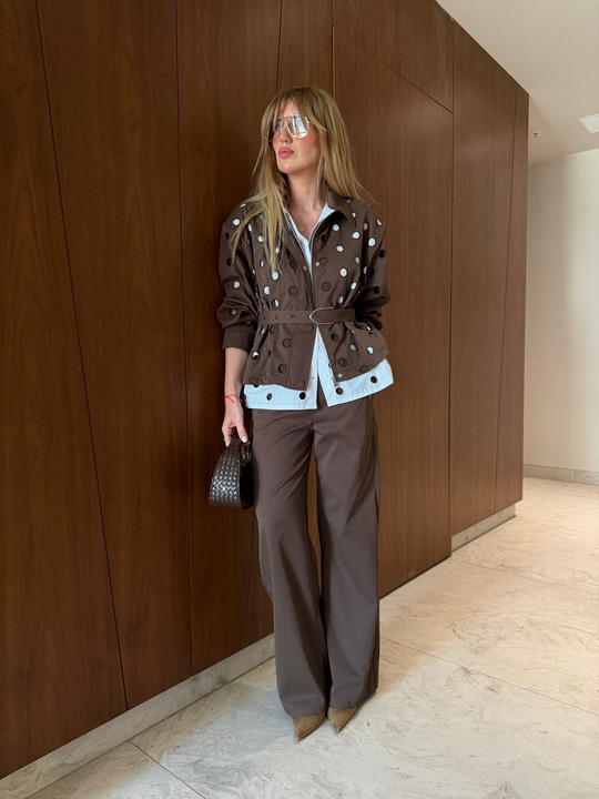 Orijinal Model , Kuş Gözü Detaylı , Kemerli , Acıkahve Poplin Takım