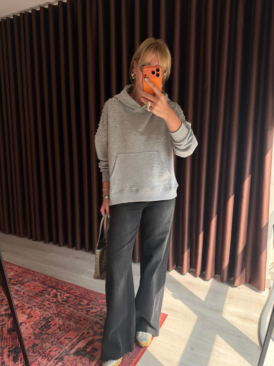 Taş İşlemeli Gri Sweatshirt