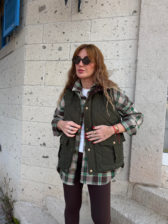 Orijinal Model , İçi Ekoseli , Haki , Kapitone Yelek