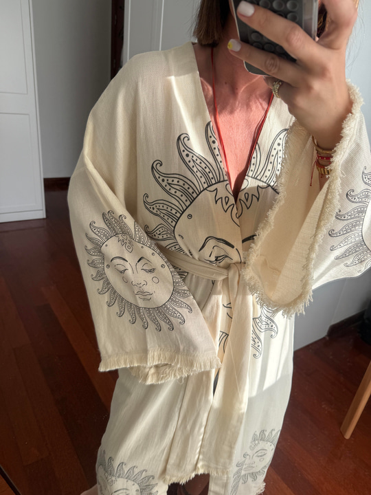 Güneş Desen İşlemeli , Taş Rengi Kimono