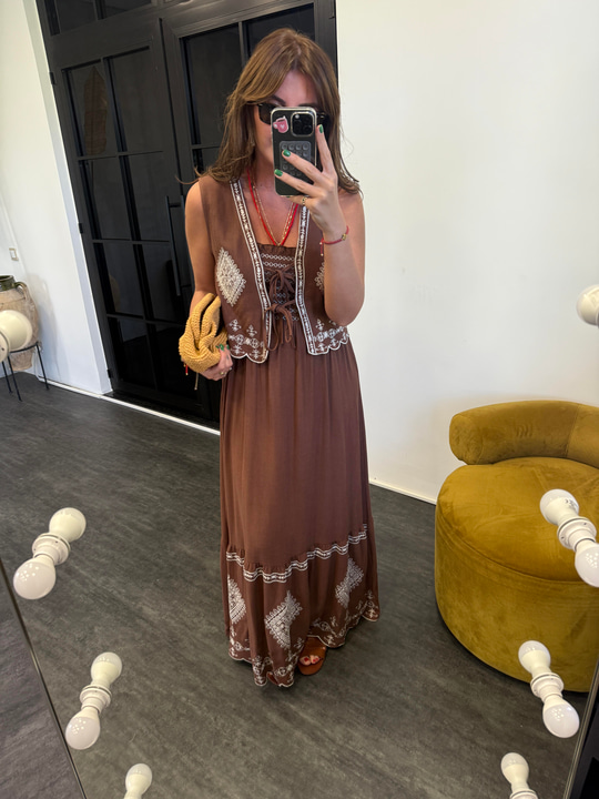 Ekru Nakış İşlemeli , Yelekli , Premium , Acı Kahve Elbise