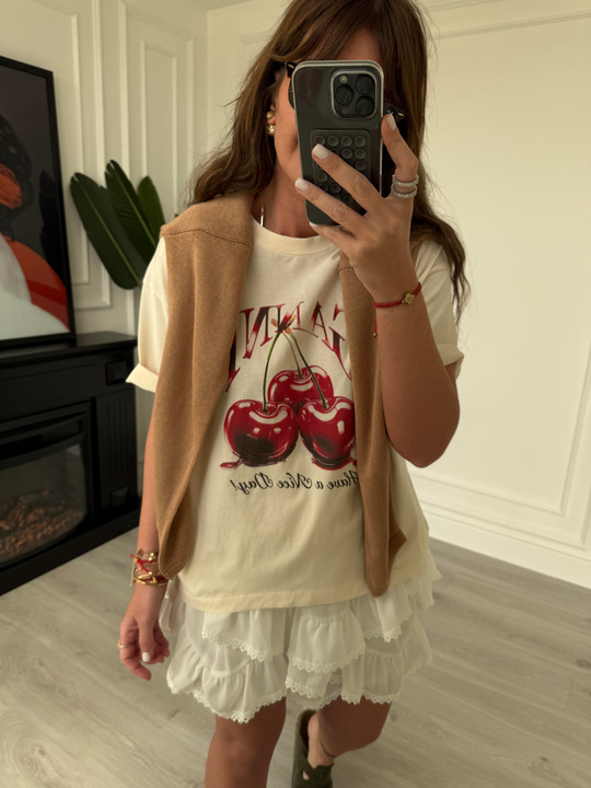 Logolu, Kırmızı Desenli T-Shirt