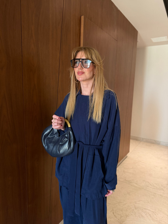 Orijinal Model , Özel Dokulu , Tek Düğmeli , Lacivert Kuşaklı Takım