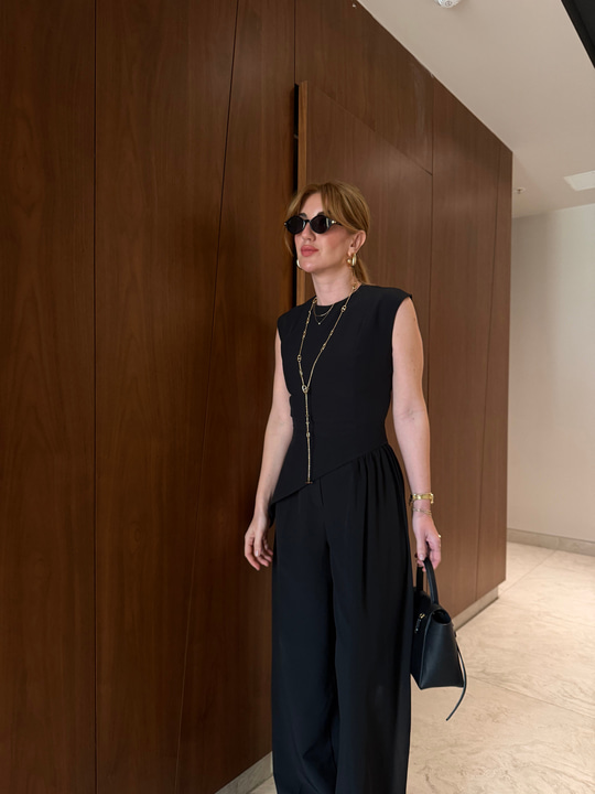 Tül Detaylı , Asimetrik Kesim , Siyah Takım