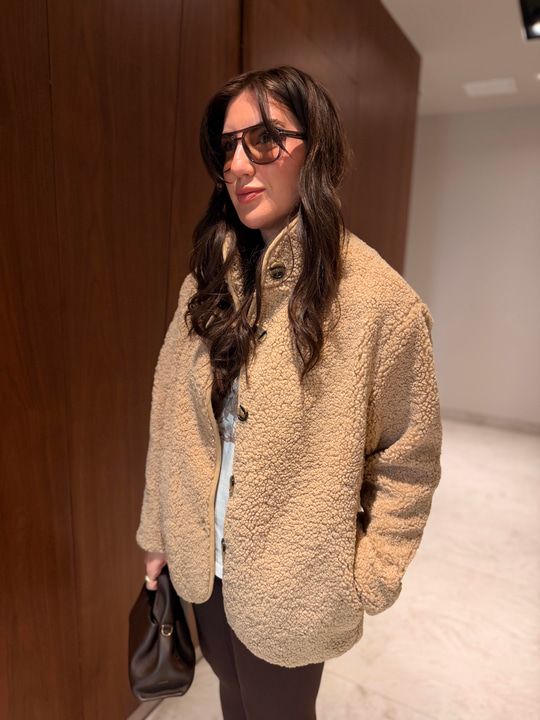 Oysh Model , Camel Teddy Mont