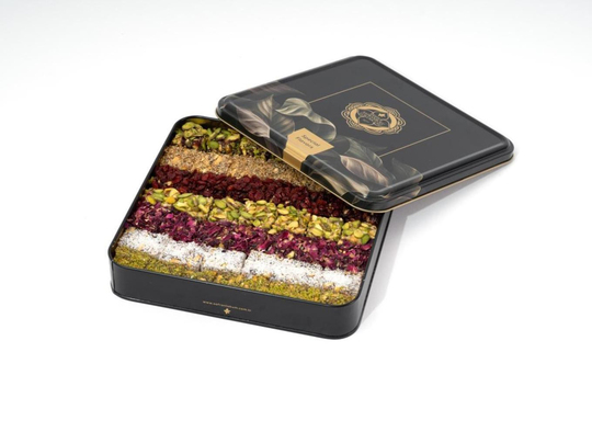 Hediyelik ÜrünlerHediyelik Metal Kutuda Karışık Fitil Lokum 1080 Gr.