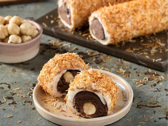 SARMA LOKUMLARSarma Kadayıf Kaplı Çikolatalı Fındıklı