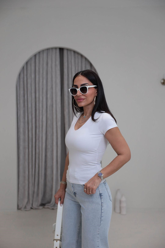 7548 V Yaka Basic Karol Tshirt BEYAZ