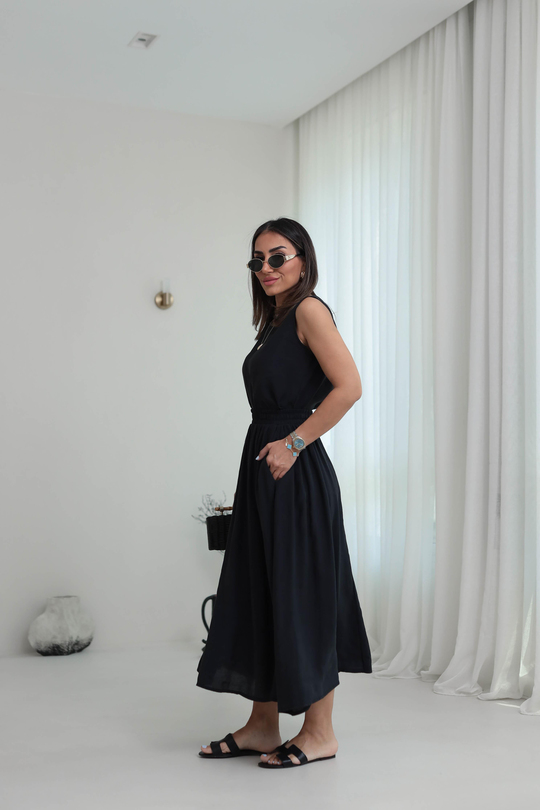 3510 Tencel Kumaş Sıfır Kol Bluz & Kloş Etekli Takım SİYAH