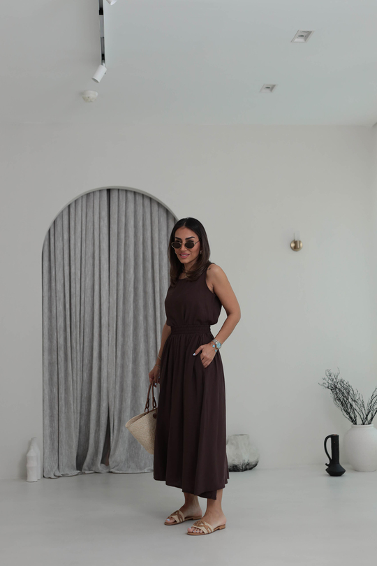 3510 Tencel Kumaş Sıfır Kol Bluz & Kloş Etekli Takım KAHVE