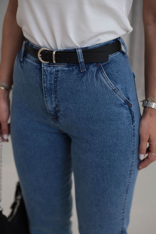 127 Kemerli Paçası Kesik Boyfit Jean MAVİ