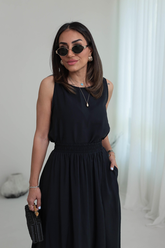 3510 Tencel Kumaş Sıfır Kol Bluz & Kloş Etekli Takım SİYAH