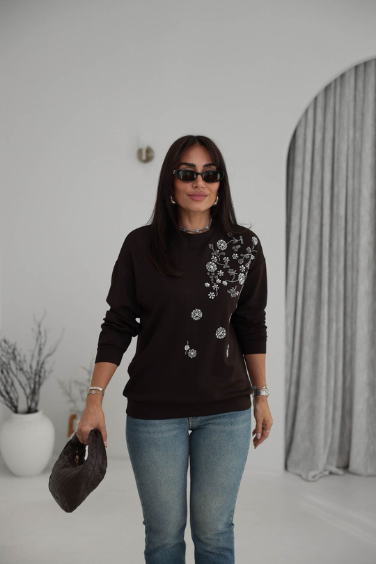 Bisiklet Yaka Pul ve Boncuk İşlemeli Orj Sweatshirt KAHVE