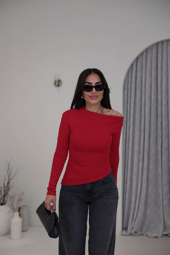 6527 Yandan Büzgü Detaylı Bluz KIRMIZI