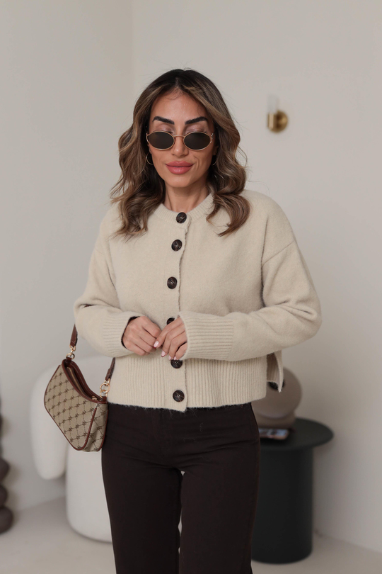 0280 Düğmeli Yumoş Yanları Yırtmaçlı Hırka KOYU BEJ