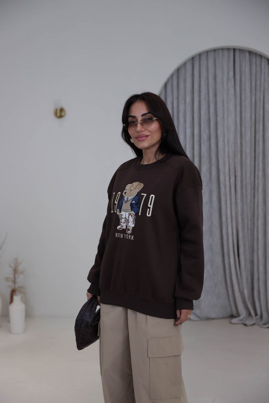 0417 Reglan Kol Teddy Nakışlı Sweatshirt KAHVE