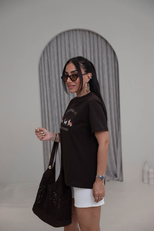 Tasarım Köpek Nakışlı Pamuklu Tshirt KAHVE