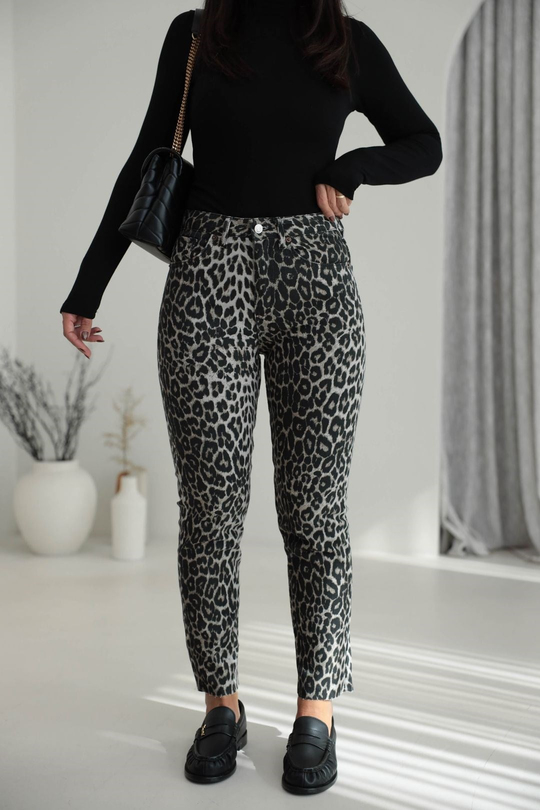 2402 Lazer Kesikli Boyfit Jean LEOPAR