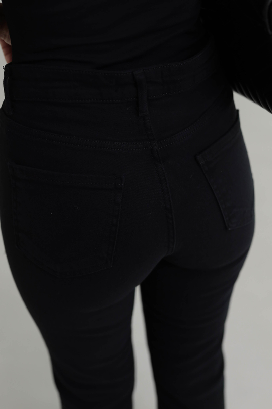 ZA Lazer Kesikli Boyfit Jean KOYU SİYAH