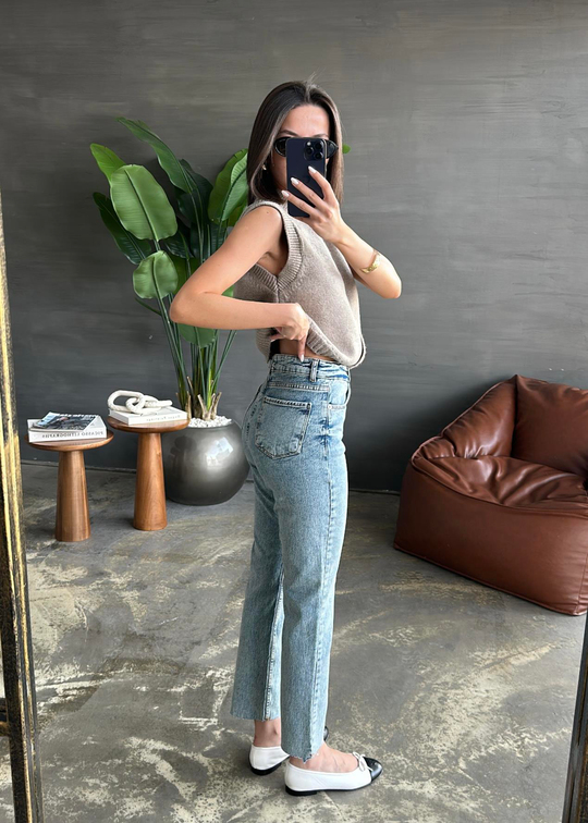 Boyfit Kesik Paça Jean BUZ MAVİ