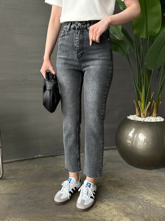 Boyfit Kesik Paça Jean FÜME