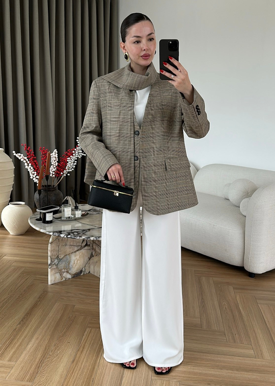 Delina Çıkarılabilir Fularlı Ceket RENKLİ