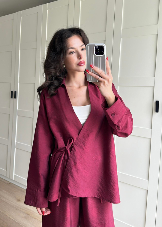 Kumaşı Kendinden Desenli Takım BORDO